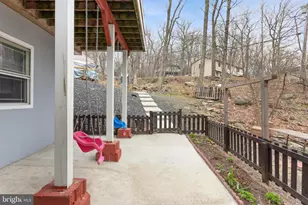 1007 Hampstead Rd, Bushkill, PA 18324 - Photo 4