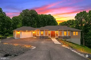 1007 Hampstead Rd, Bushkill, PA 18324 - Photo 2