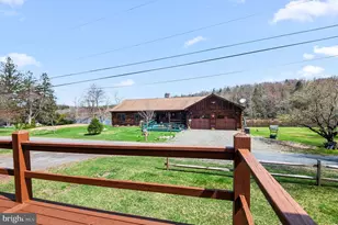 133 Wynooska Rd, Greentown, PA 18426 - Photo 4