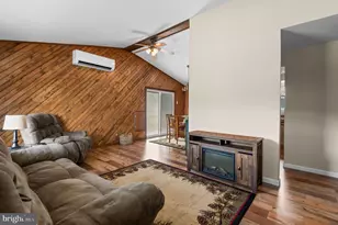 133 Wynooska Rd, Greentown, PA 18426 - Photo 8