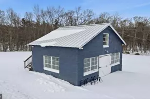 190 Garrity Rd, Hawley, PA 18428 - Photo 6