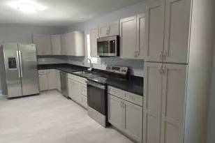 224 Kensington Dr, Lehman, PA 18324 - Photo 4