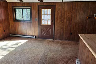 209 Parkers Glen Rd, Shohola, PA 18458 - Photo 2