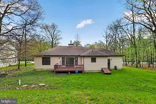 4341 Pne Rdg Dr, Bushkill, PA 18324 - Photo 18