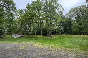 105 Hill Terrace, Milford, PA 18337 - Photo 24