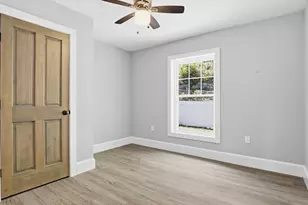 300 Gumbletown Rd, Paupack, PA 18451 - Photo 18