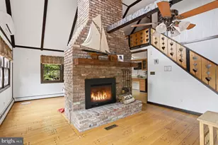 162 Indian Dr, Greentown, PA 18426 - Photo 4