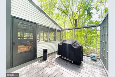275 Canterbury, Bushkill, PA 18324 - Photo 50