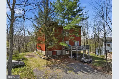 138 Dover Drive, Bushkill, PA 18324 - Photo 2
