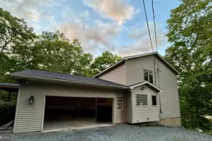 133 Corral Ln, Hawley, PA 18428 - Photo 6