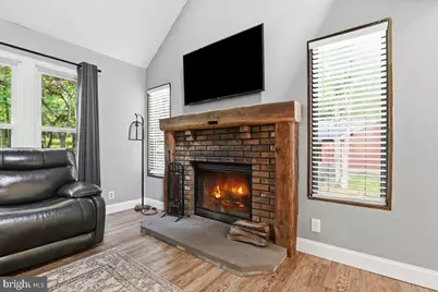 142 Saunders Drive, Bushkill, PA 18324 - Photo 4
