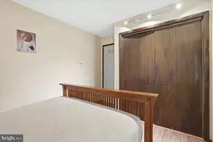 1076 Porter Dr, Bushkill, PA 18324 - Photo 12