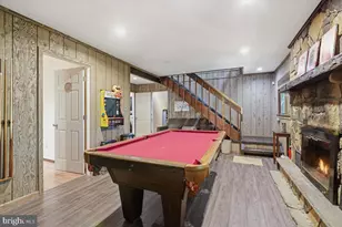 1076 Porter Dr, Bushkill, PA 18324 - Photo 16