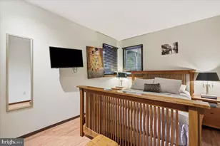 1076 Porter Dr, Bushkill, PA 18324 - Photo 8