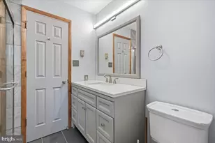 1076 Porter Dr, Bushkill, PA 18324 - Photo 26