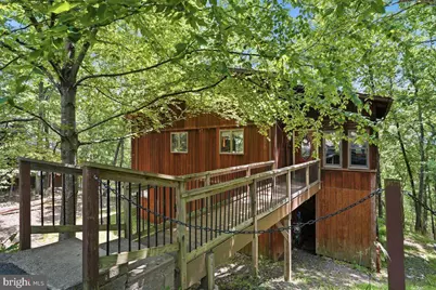 1076 Porter Drive, Bushkill, PA 18324 - Photo 2