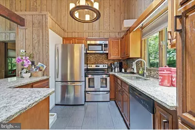 1076 Porter Drive, Bushkill, PA 18324 - Photo 32