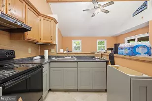 2342 Eagle Path, Bushkill, PA 18324 - Photo 14