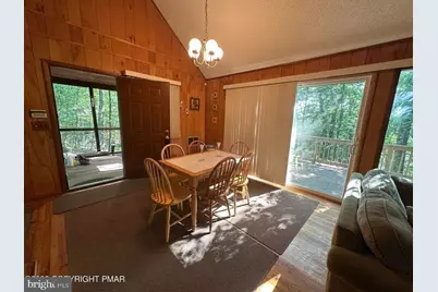 4284 Winchester Way, Bushkill, PA 18324 - Photo 10