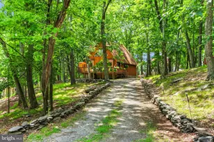 5218 E Woodbridge Dr, Bushkill, PA 18324 - Photo 32