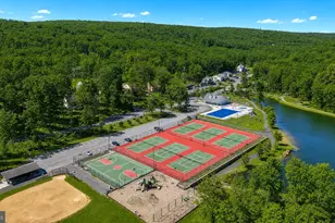 5218 E Woodbridge Dr, Bushkill, PA 18324 - Photo 44