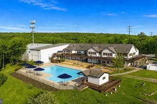 5218 E Woodbridge Dr, Bushkill, PA 18324 - Photo 36