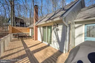 187 Bellingham Rd, Bushkill, PA 18324 - Photo 12