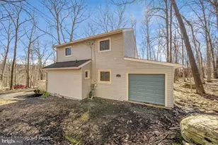 187 Bellingham Rd, Bushkill, PA 18324 - Photo 2