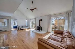 187 Bellingham Rd, Bushkill, PA 18324 - Photo 6