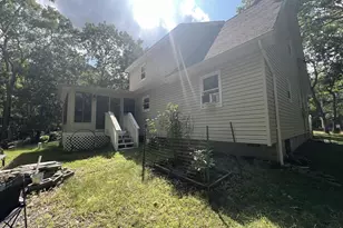 125 Mourning Dove Ct, Bushkill, PA 18324 - Photo 2