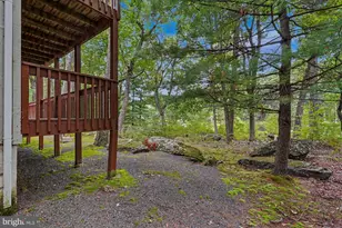 124 Whipple Tree Ln, Lords Valley, PA 18428 - Photo 34