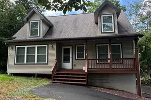 111 Remuda Dr, Hawley, PA 18428 - Photo 1