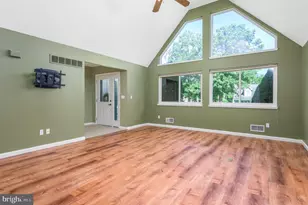 513 Gandolf Rd, Tamiment, PA 18371 - Photo 6