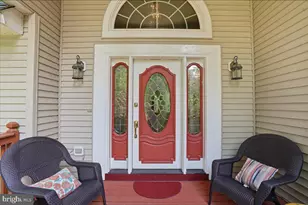 111 Mill Ridge Dr, Milford, PA 18337 - Photo 2
