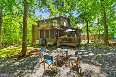 424 Saunders Drive, Bushkill, PA 18324 - Photo 2