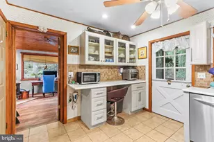 424 Saunders Dr, Bushkill, PA 18324 - Photo 12