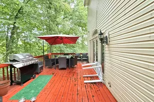 193 St Andrews Dr, Bushkill, PA 18324 - Photo 12