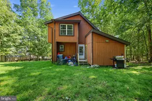 3511 Acorn Cir, East Stroudsburg, PA 18302 - Photo 2