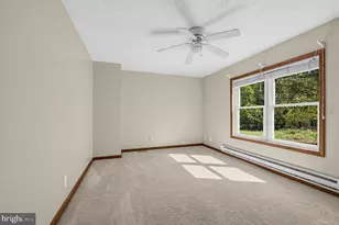 521 Starling Ct, Bushkill, PA 18324 - Photo 4