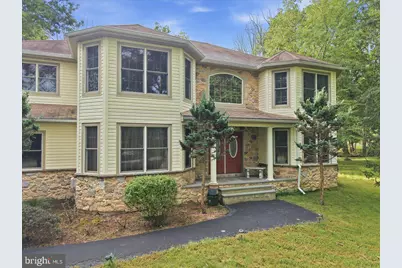 107 Gollum Lane, Bushkill, PA 18371 - Photo 2