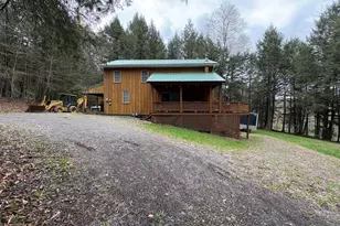 4 Hemlock Ln, Hazleton, PA 16922 - Photo 4