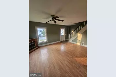 72 Sherman Street, Hazleton, PA 16922 - Photo 2