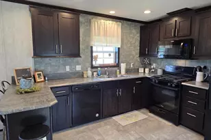 37 Meadowview Dr, New Bloomfield, PA 17068 - Photo 8