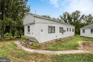 207 Mill Race Rd, Millerstown, PA 17062 - Photo 20