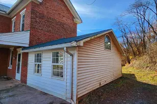 734 Bridgeport Rd, Landisburg, PA 17040 - Photo 4