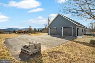 158 Sherby Ln, Shermans Dale, PA 17090 - Photo 32
