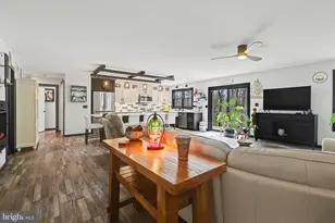 60 Stoner Dr, Shermans Dale, PA 17090 - Photo 10