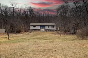 586 Old Limekiln Lane, Newport, PA 17074 - Photo 2