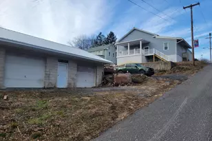 830 N Lincoln St, Duncannon, PA 17020 - Photo 20