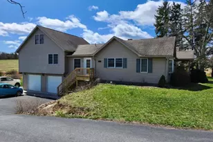 1797 New Bloomfield Rd, New Bloomfield, PA 17068 - Photo 2